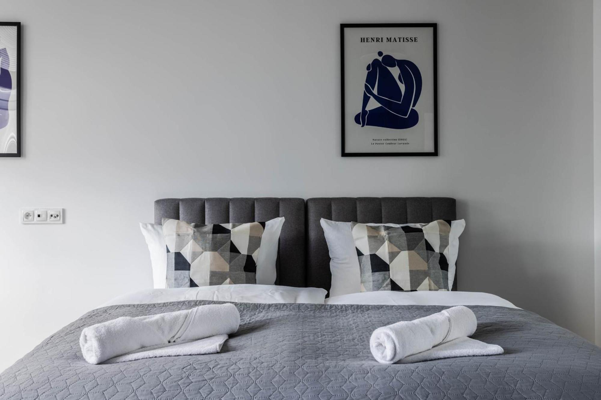 Przytulne I Komfortowe Studia Very Berry W Poznaniu By Noclegi Renters Dış mekan fotoğraf